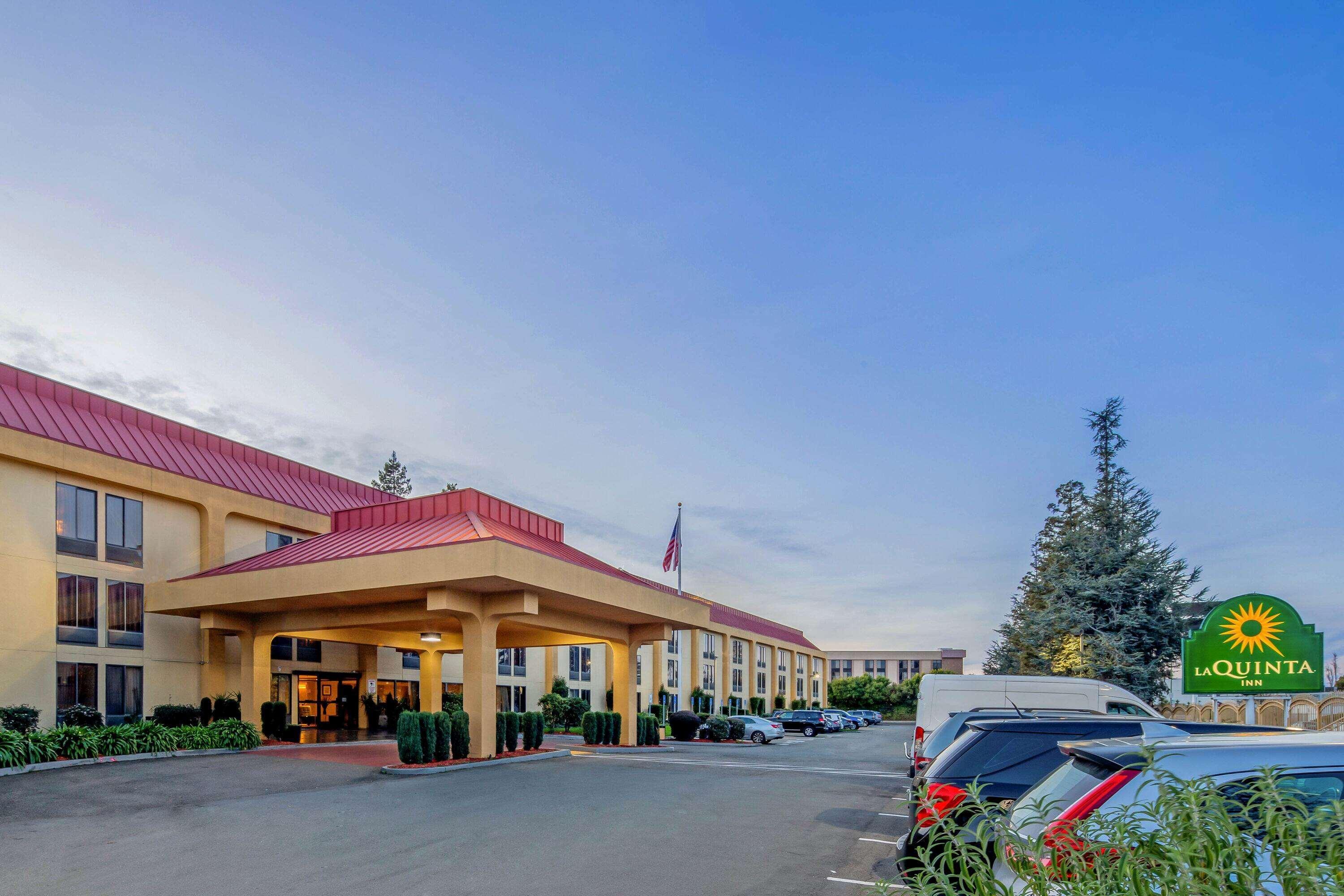 Hôtel La Quinta By Wyndham Oakland Airport Coliseum Extérieur photo